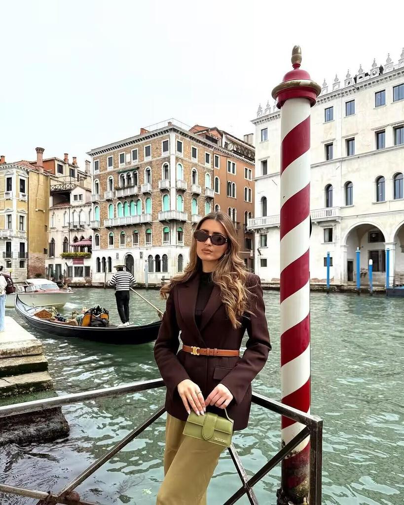 Wiosna 2025 Damski Szykowny Garnitur: Zestaw spódnicy midi z wysokim stanem i luźnych długich spodni