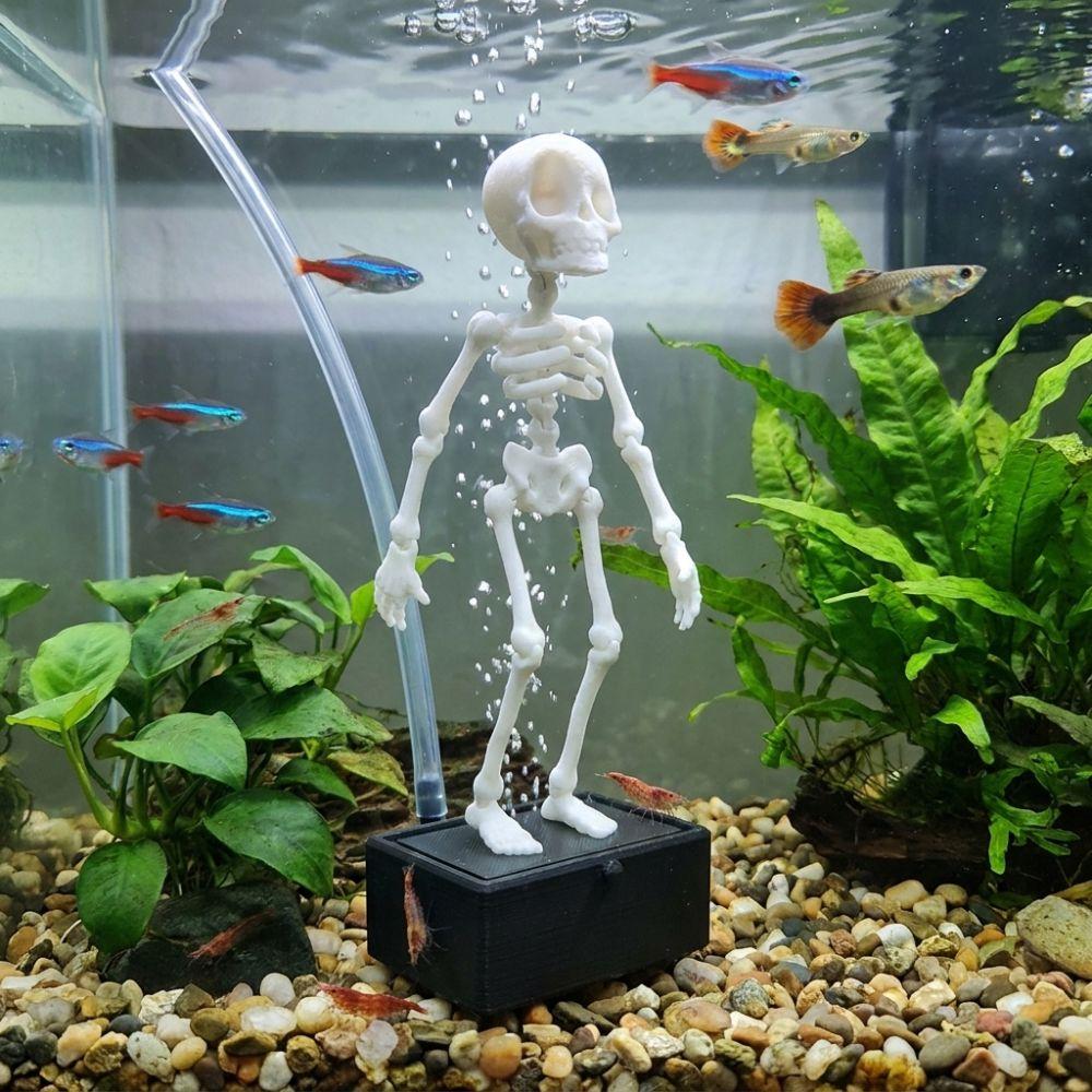 Glow In Dark Fish Tank Dance Skull Bubbler Movable Skeleton Fish Tank Bubbler  Gag Gift