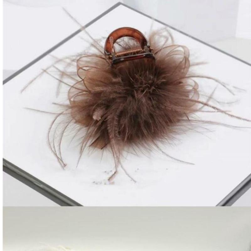

Elegant Feather Large Hair Claw For Women Girls Hair Clips Versatile Shark Clip Exquisite Hair Accessories Gifts коричневый
