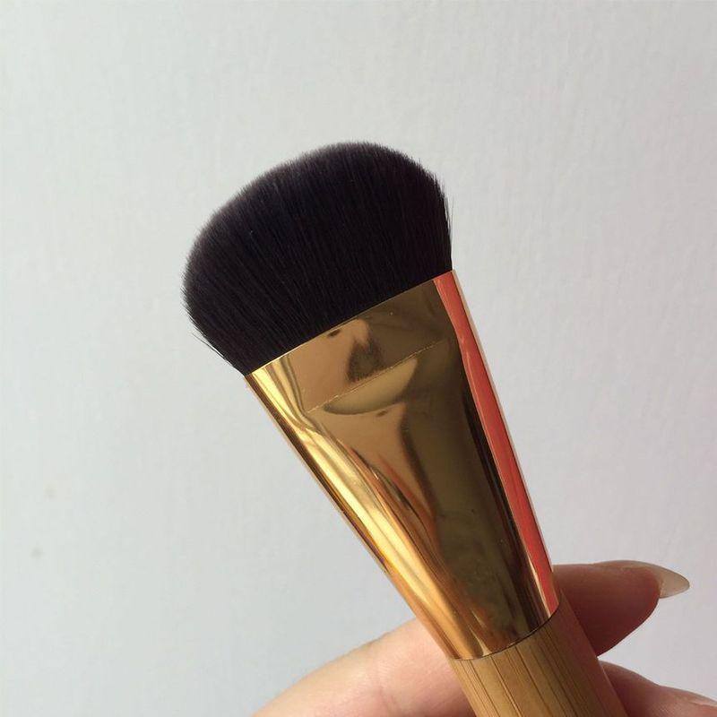 Stroke of Beauty - Dual Tipped Foundation Brush