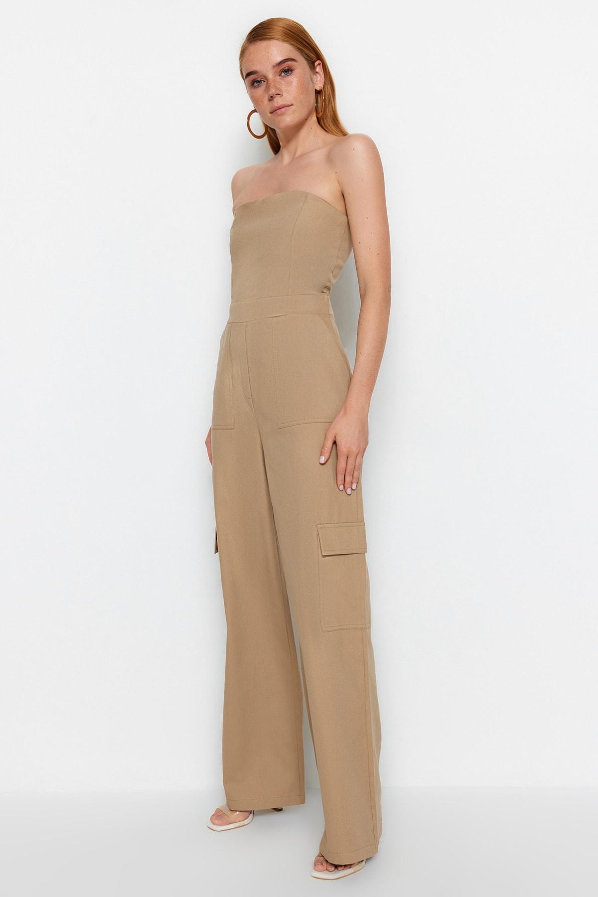 

Тканый комбинезон без бретелек с воротником-карго цвета Camel TWOSS23TU00192..