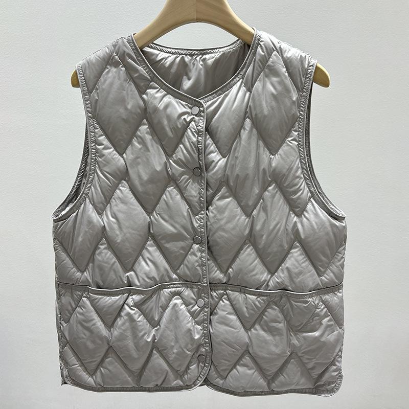 Autumn and winter new round neck short inner down jacket women's V-shaped pressed line vest white duck down to keep warm in winter