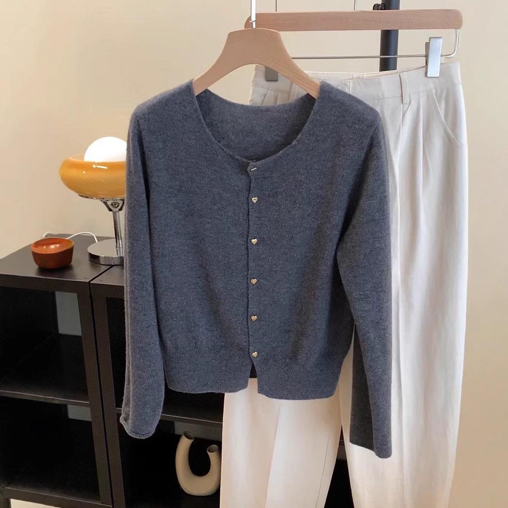 

100% Pure Wool Women s Gray Round Neck Knitted Cardigan – Spring/Autumn Sweater Coat Large