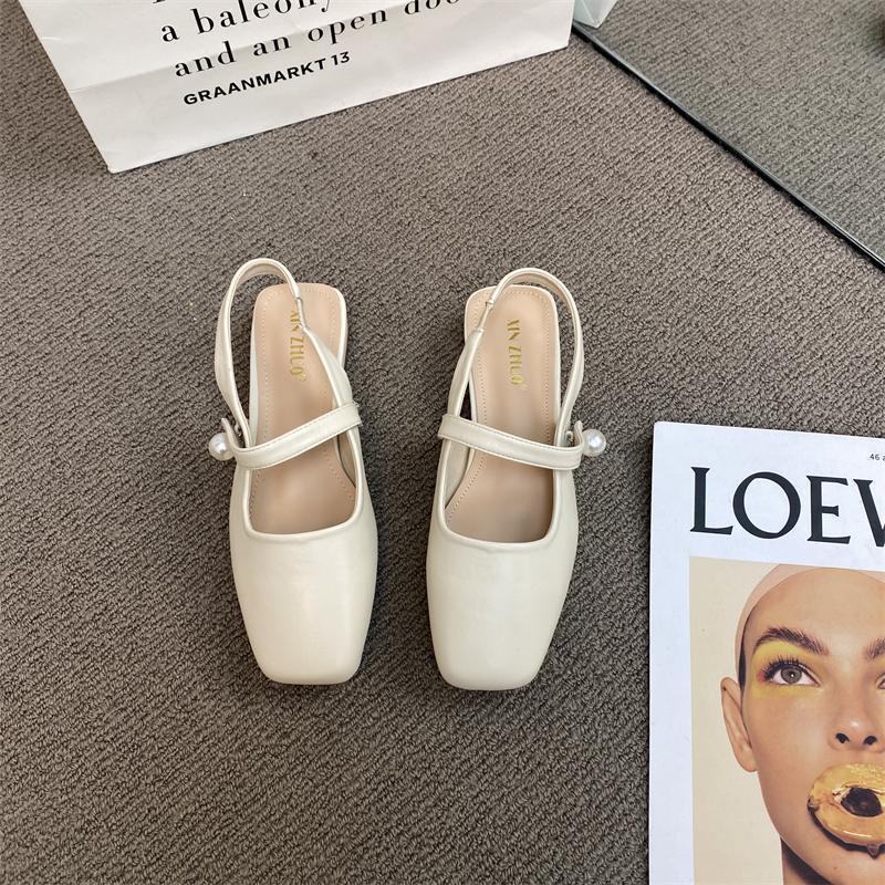 

Low-heeled bag head sandals women s summer 2025 spring new square head rear empty single shoes versatile pearl thick heel French women s shoes 39