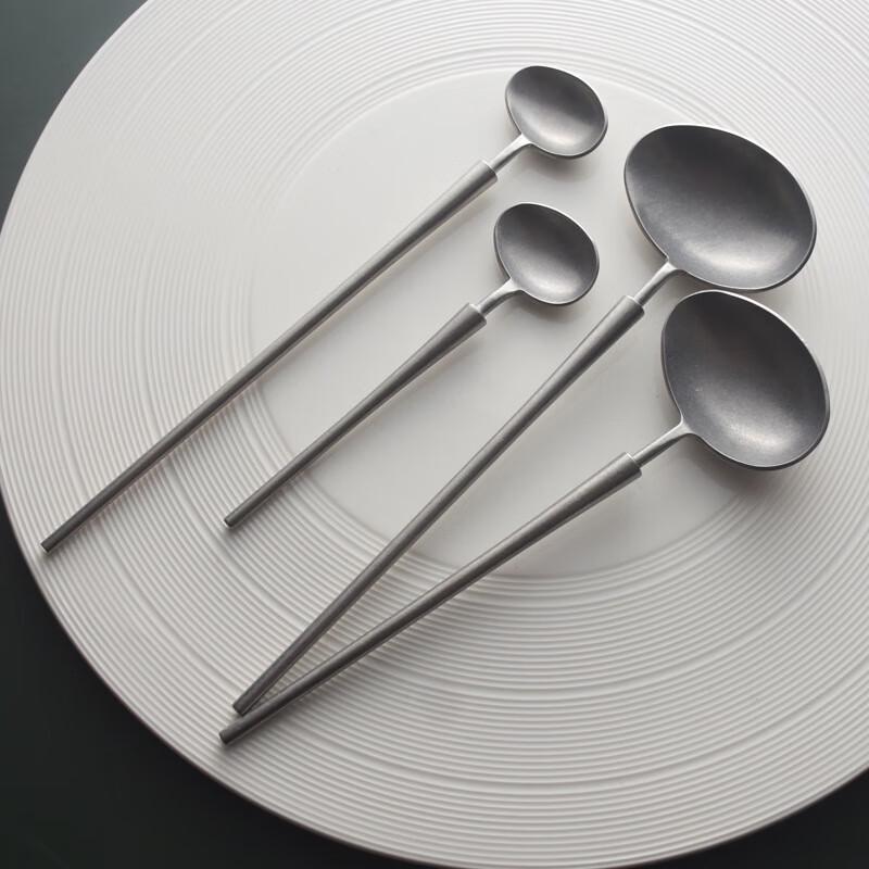 ZISIZ Retro Stainless Steel Dessert Spoon Set