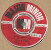 7inch Record MALCOLM ROBERTS  We Can Make It Girl MM688 Major Minor 1970 UK Pop Used