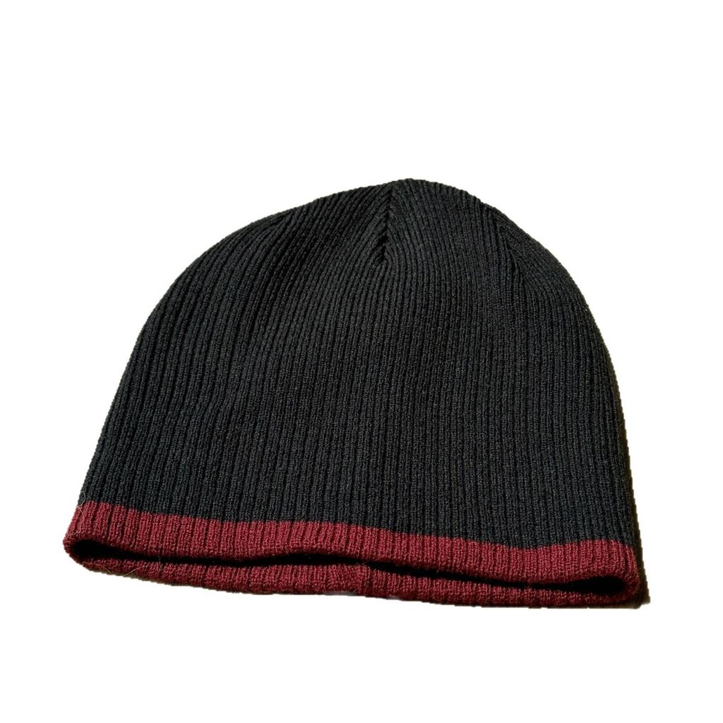 Neue Herbst- und Winter-Strickmütze mit Streifen, die das Gesicht zur Geltung bringt, kleine koreanische Version, trendige Mode, einfache, vielseitige, warme Wollmütze, Kälteschutzmütze