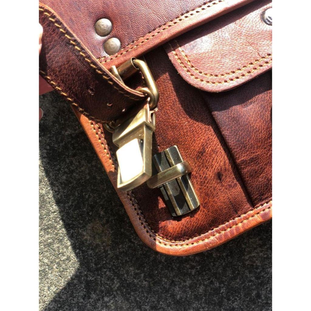 Malá kožená brašna, tradiční brašna, kožený messenger 7”x9”, malá hnědá kabelka, rustikální kožená crossbody kabelka, kožená taška přes rameno