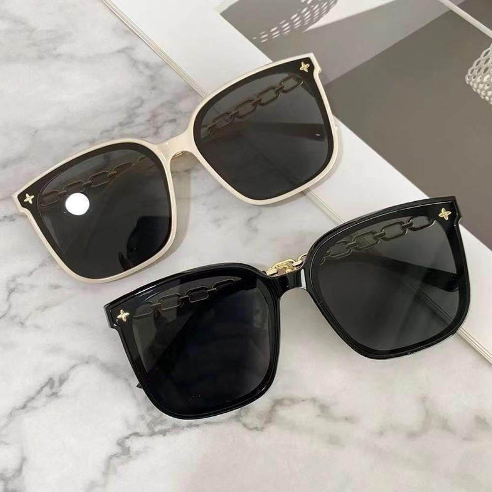 Vintage Oval Sunglasses for Women Chain Sunglasses Elegant Eyeglasses