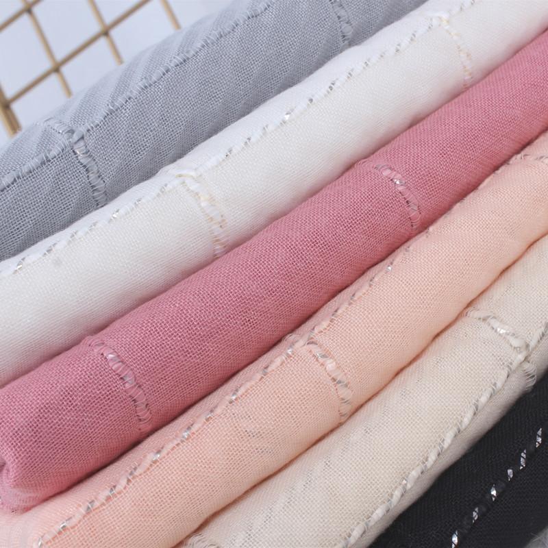Korean Version of Japanese Spring and Autumn Plaid Scarf for Women Cotton Linen Winter British Classic Scarf Gray Korean Version Versatile Student