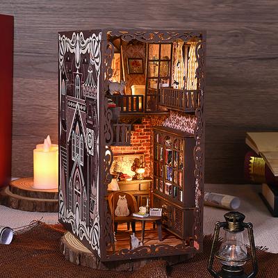 DIY Book Nook Kit Wooden Mini Doll House Handmade 3D Puzzle Assembly Building Model Bookshelf Bookend With Furniture Dollhouse