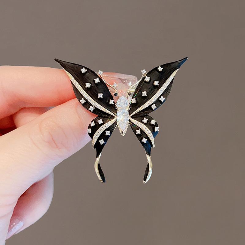 Black Butterfly Brooch Women's High-end High-end Design Pin Anti-light Suit Sweater Versatile Accessories