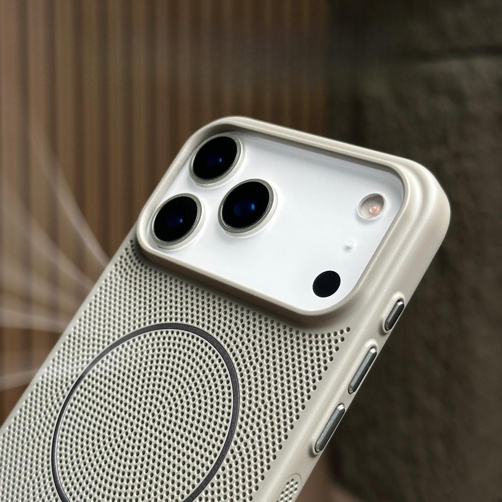 Magnetic Attraction Heat Dissipation Is Suitable for Apple 17promax Mobile Phone Case Iphone17 Ultra-thin 16 Breathable 15 Protective Case