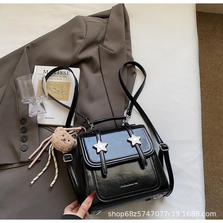 College style retro backpack women s spring 2025 new student handbag commuter shoulder messenger bag