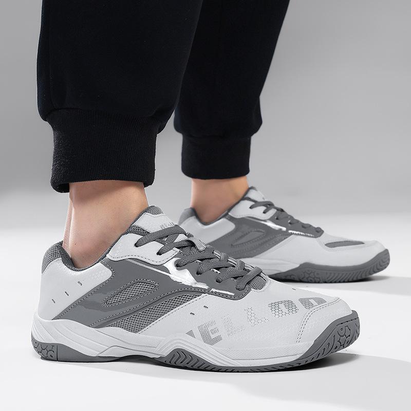 Sports shoes training running outdoor shoes wear-resistant non-slip lightweight deodorant badminton shoes