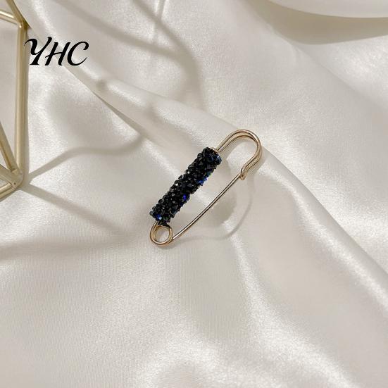 Shawl Clip Fashion Faux Crystal Waist Buckle Fixed Strap Charm Lady Brooch Pin Safety Sweater Cardigan Jewelry Accessory Jean Button