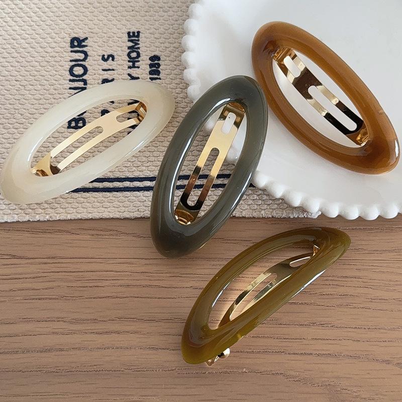 Korean-Style Acrylic Hair Clip for Women – Perfect for Back-of-Head Half Updo, Spring Clip Hair Accessory