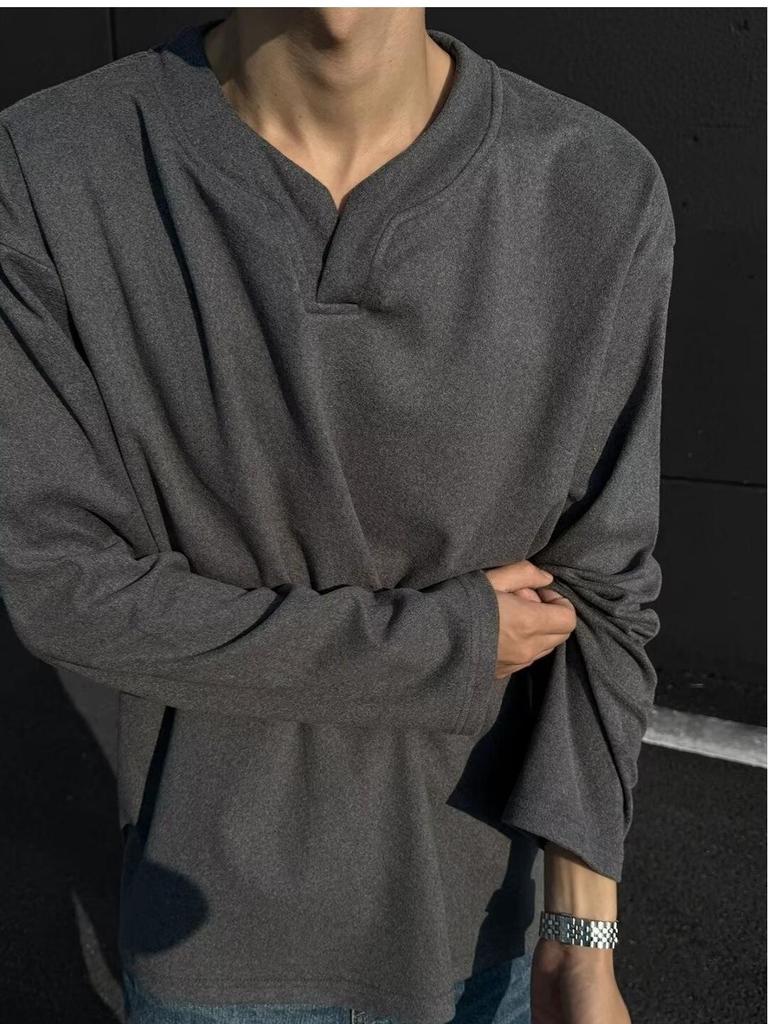 Unisex Solid V-Neck Knitwear: Korean Style Versatile Casual Top