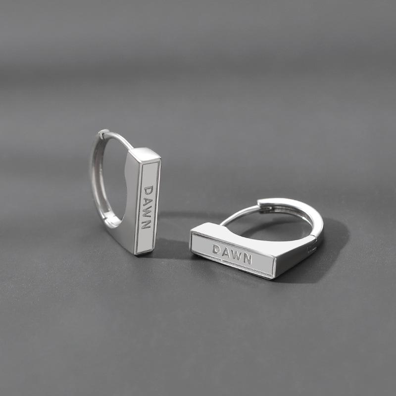 Retro-Style Men's Ear Clips with Unique Design