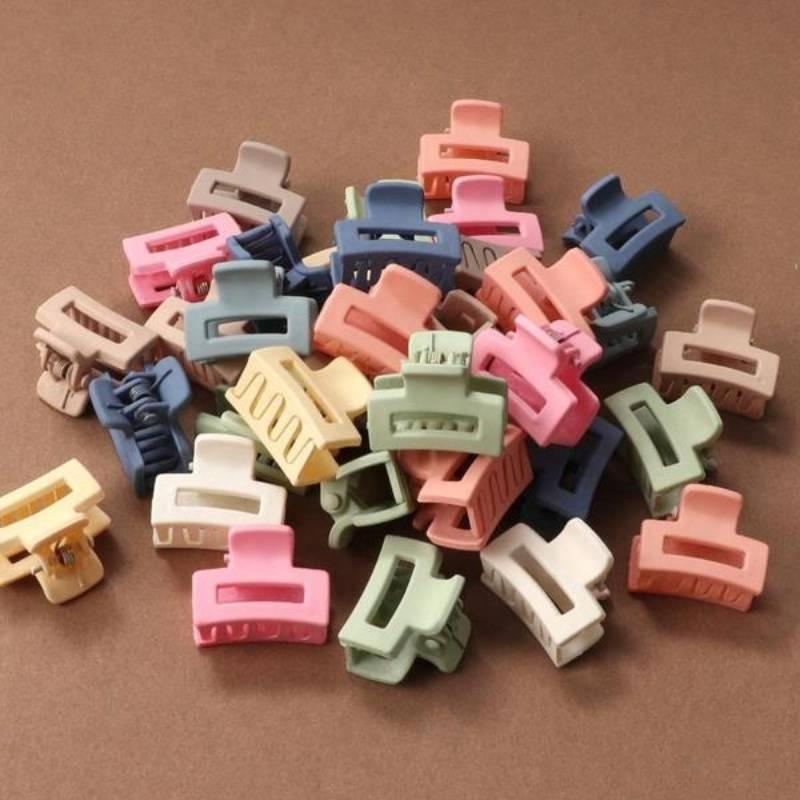 Random 20Pcs Mini Butterfly Hairpin Colorful Hair Claw Women Hair Claw Clips Crab Barrettes Girls Hair Accessories