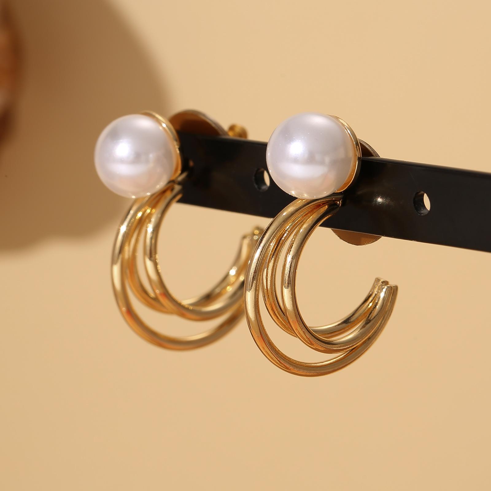 

Golden Triple Layer Pearl C Hoop Earrings for Women Elegant Jewelry Gift GOLD золотистый