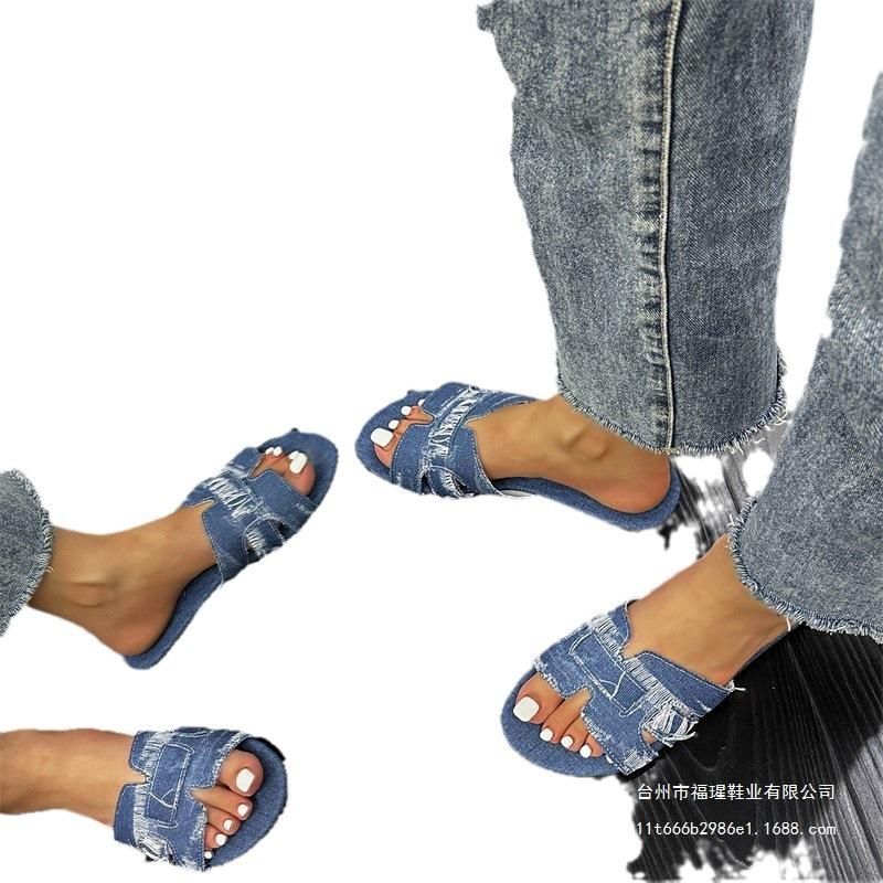 European and American Large-size Slippers Women's Cool Slippers Summer Flat Bottom Non-slip Beach One-word Street Stall Shoes Sandals Independ