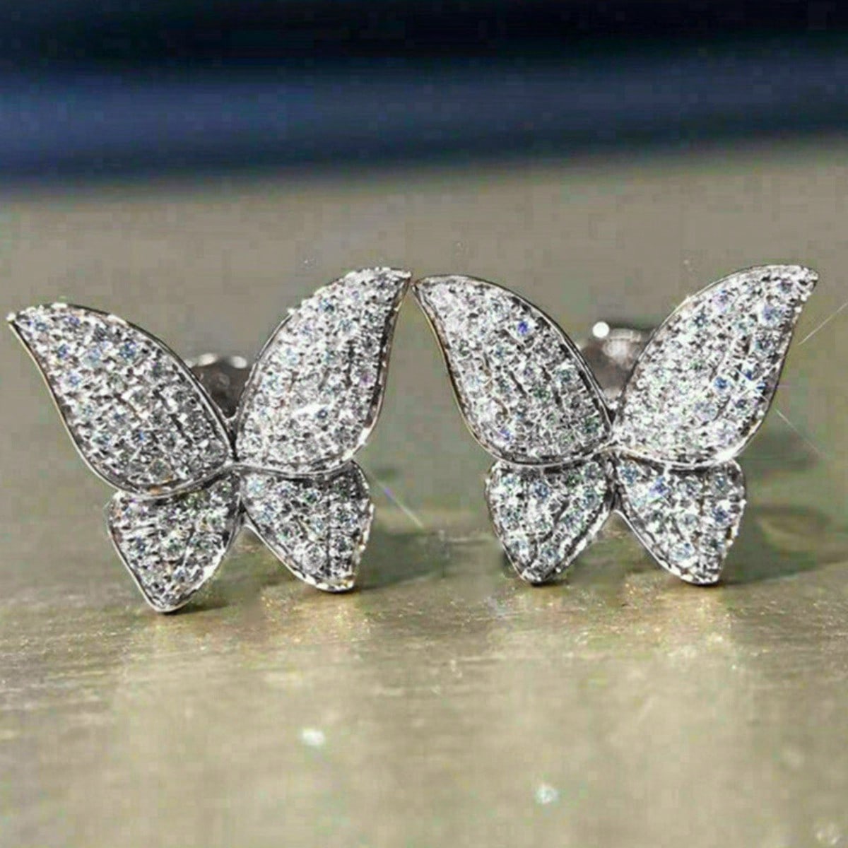1 Pair of Butterfly Earrings, Sparkling Zircon Earrings - Perfect Jewelry for Birthdays, Vacations, and Parties