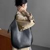 Niche bag minimalist tote high sense 2025 summer new large-capacity commuting shoulder armpit big bag