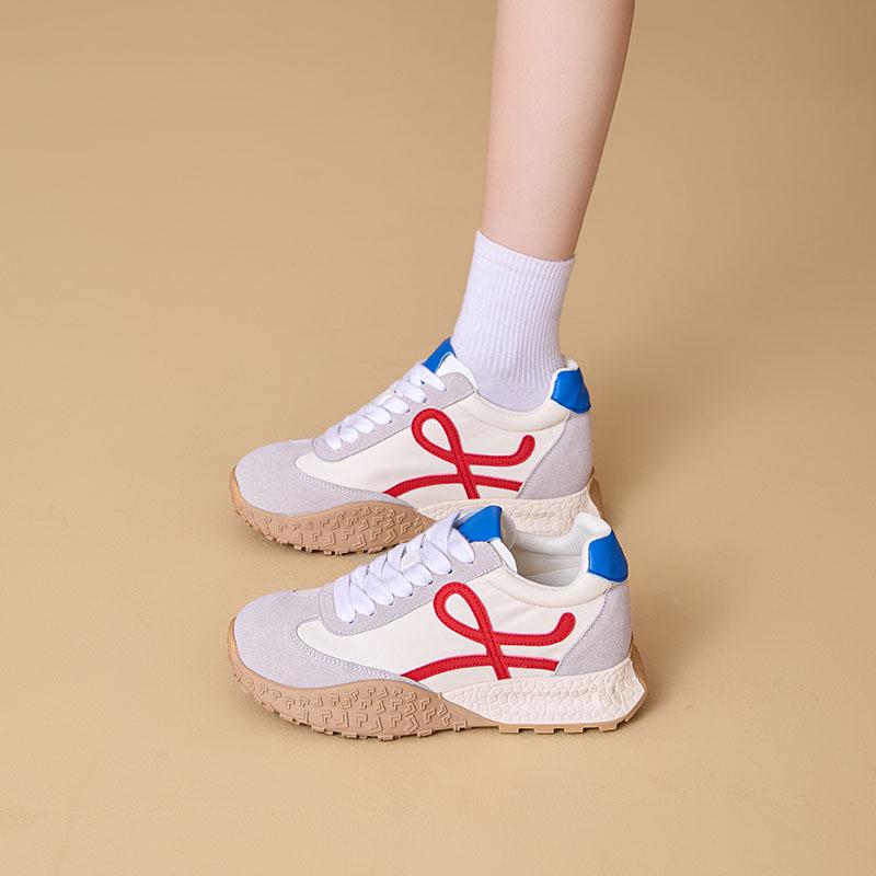 

Women s Retro Platform Trainers: Height-Enhancing Genuine Leather German Sneakers for Spring & Autumn. 35