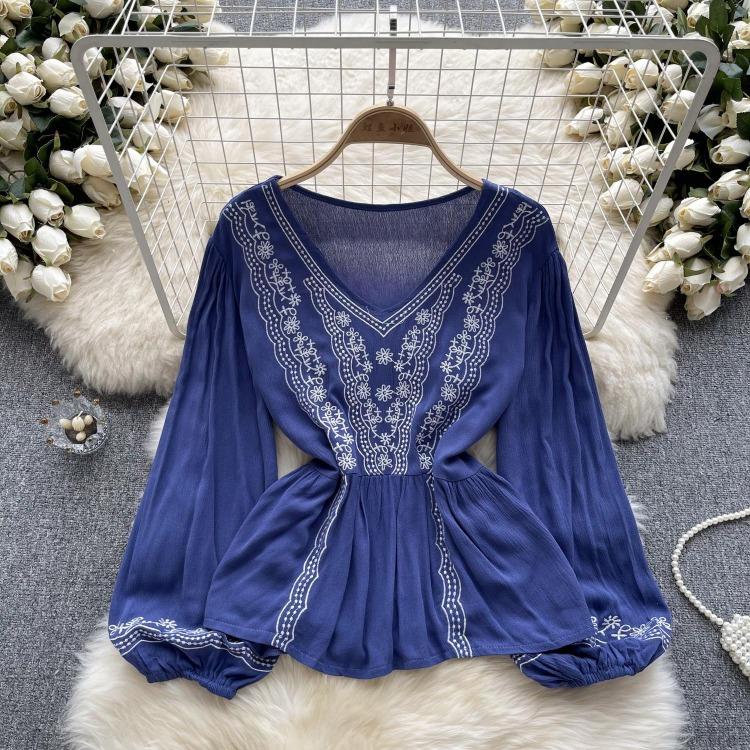 

Spring Fashion Ladies Crochet Blouse Embroidered Lantern Sleeve Retro Ethnic Style Short Top Blusas One Size синій