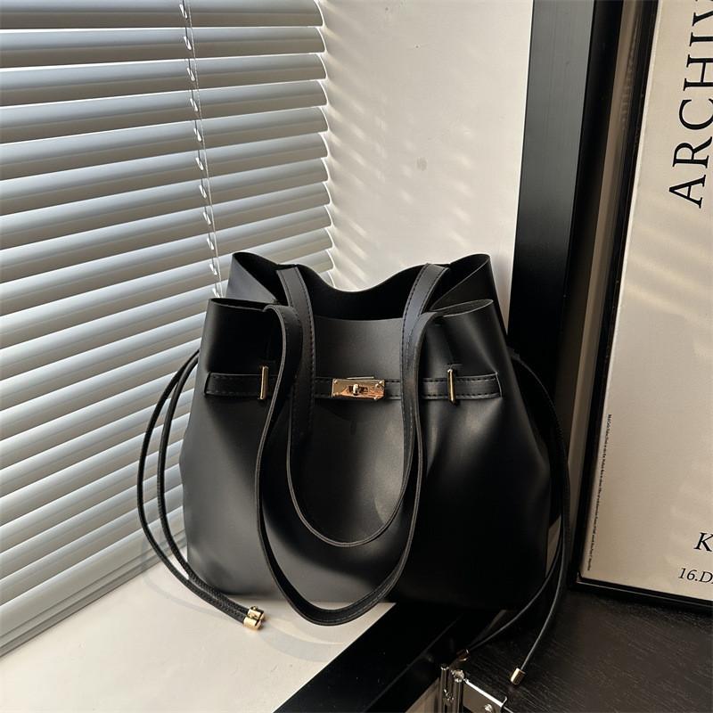 

Water Bucket Bag For Women With Drawstring Closure And Large Capacity For Daily Commute чёрный