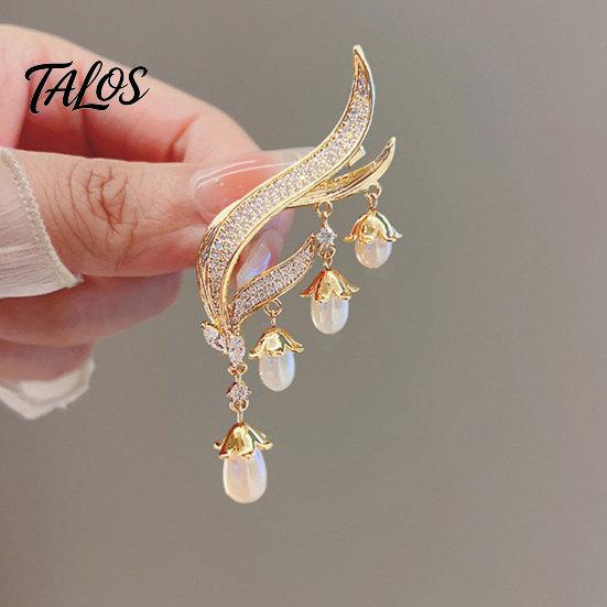 Talos Brooch Pin, Imitation Pearl Flowers Lapel Pin with Sparkling Cubic Zirconia, Flower Tassel Drape Design Badge for Suits Dresses Bags Daily Wear