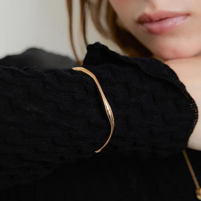 Wave Bold Bracelet