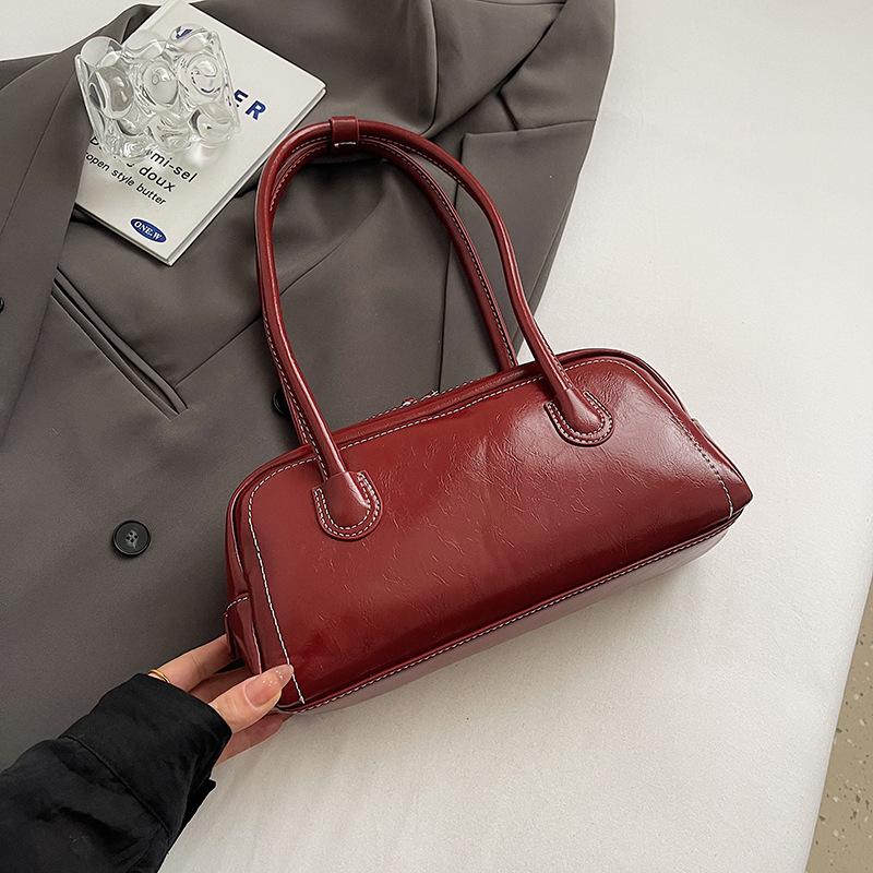 Simple Internet Celebrity Bag 2025 New Fashion Autumn and Winter Shoulder Women's Bag High Sense Underarm Versatile Boston Bag Tide