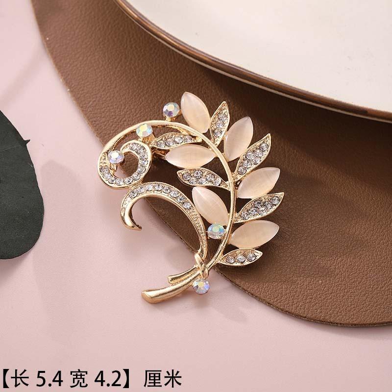 Brooch Premium Niche Accessories Versatile Creative Women's Collar Pin Diamond Anti-light Temperament Corsage