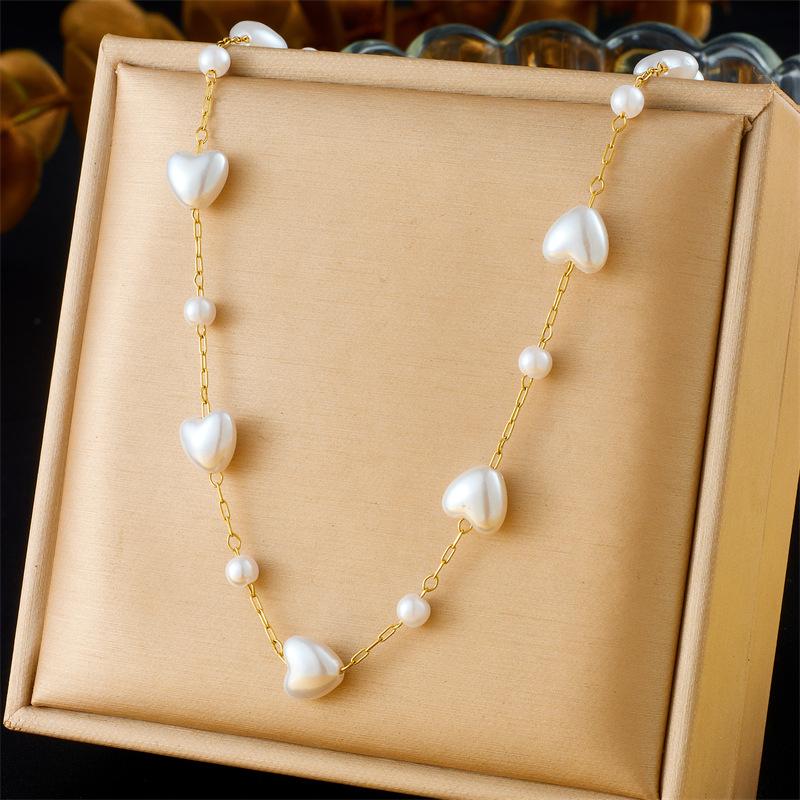 Fashion Retro Pearl Heart Chain Bracelet and Necklace Set