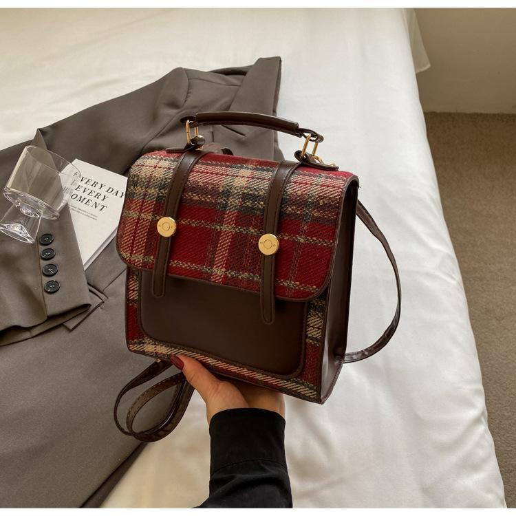 

British style casual backpack women s 2025 new student versatile travel small backpack fashion handbag bag бордовый