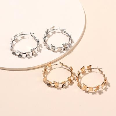 European and American Style Golden Butterflies Flying Round Rings Metal Studs, Street Stalls Explosive Geometric Circle Earrings Earrings