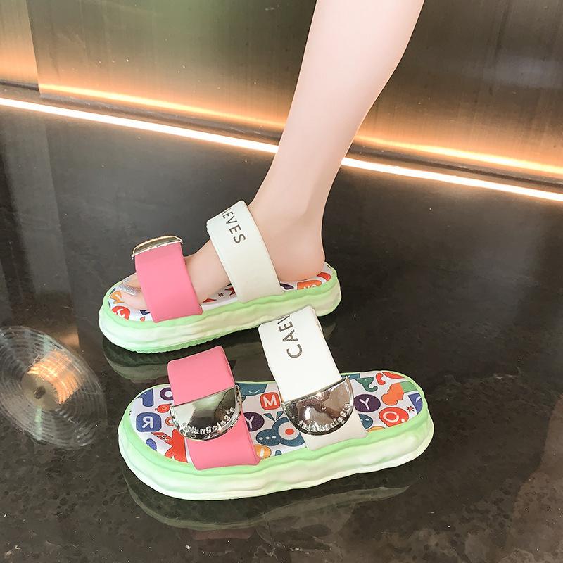 Increase height and cool women's summer slippers skirt 2025 new high-end feeling with beautiful thick soles to wear out seaside beach shoes