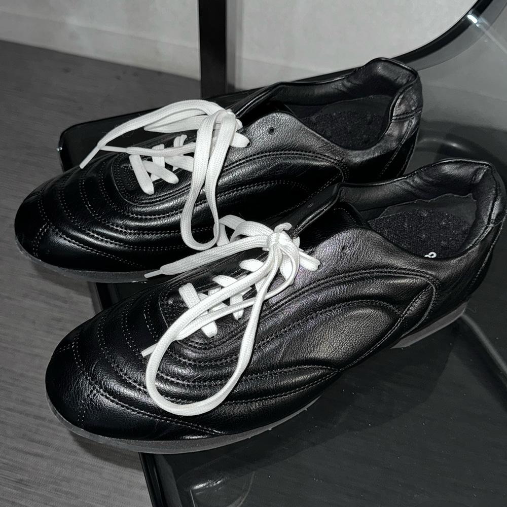 Coreofalchemy [Coa Line] Stitch Sneakers Aterre Black