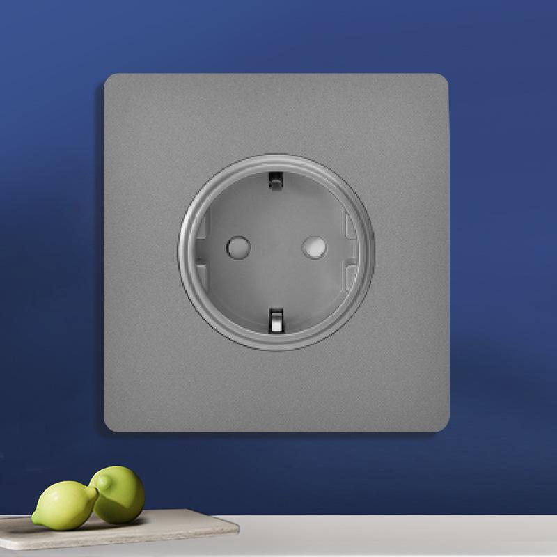 Priză UK 13A pentru perete gri cu încărcător Type-C și USB