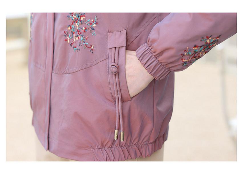 Elegant Embroidered Spring & Autumn Jacket for Moms - Fashionable Casual Trench Coat for Middle-Aged and Elderly Women