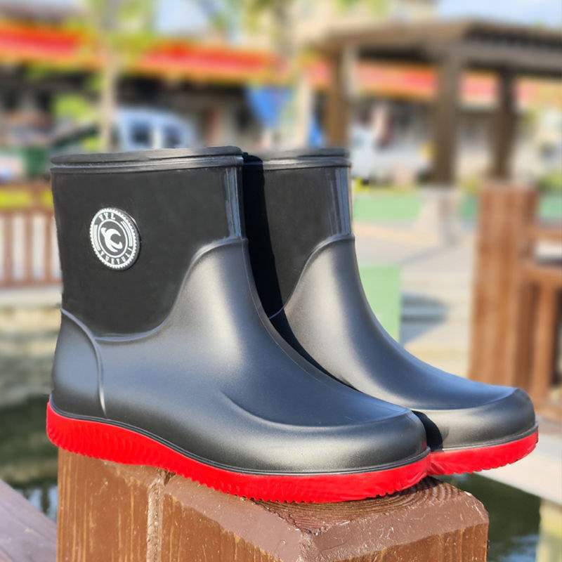 

Winter warm velvet rain shoes medium tube non-slip dual-purpose water shoes waterproof bundle soft sole flat bottom men s large size rain boots 47