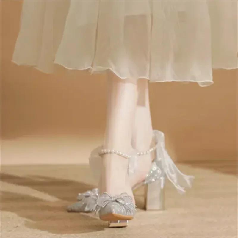 

Мода 2025 Весна Остроносые Высокие Каблуки Женские Роскошный Дизайн с Пайетками и Бантом Ремешки на Щиколотке из Бусин Туфли-Лодочки Женские Сексуальные Туфли для Вечеринки 34