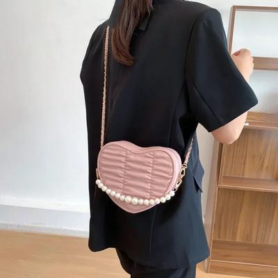 Heart-shaped Solid Chains Shoulder Bags Classic Fashion Style Sense of Luxury Popularity Crossbody Bags