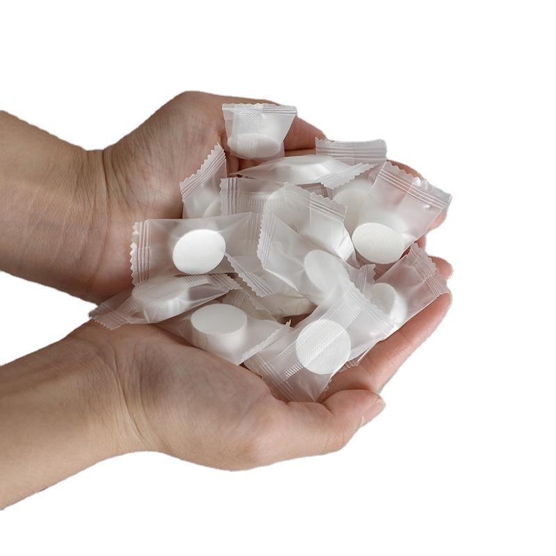 50PCS Compressed Towel Disposable Coin Tissue Travel Portable Mini Compressed Towel For Outdoor Travel BBQ Outdoor Camping