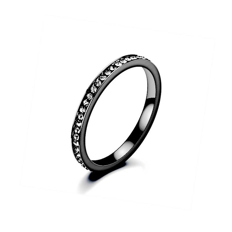 Niche Light Luxury Full Diamond Stainless Steel Women's Ring, Colorfast & Fashionable, Titanium Steel Band, Perfect for Couples