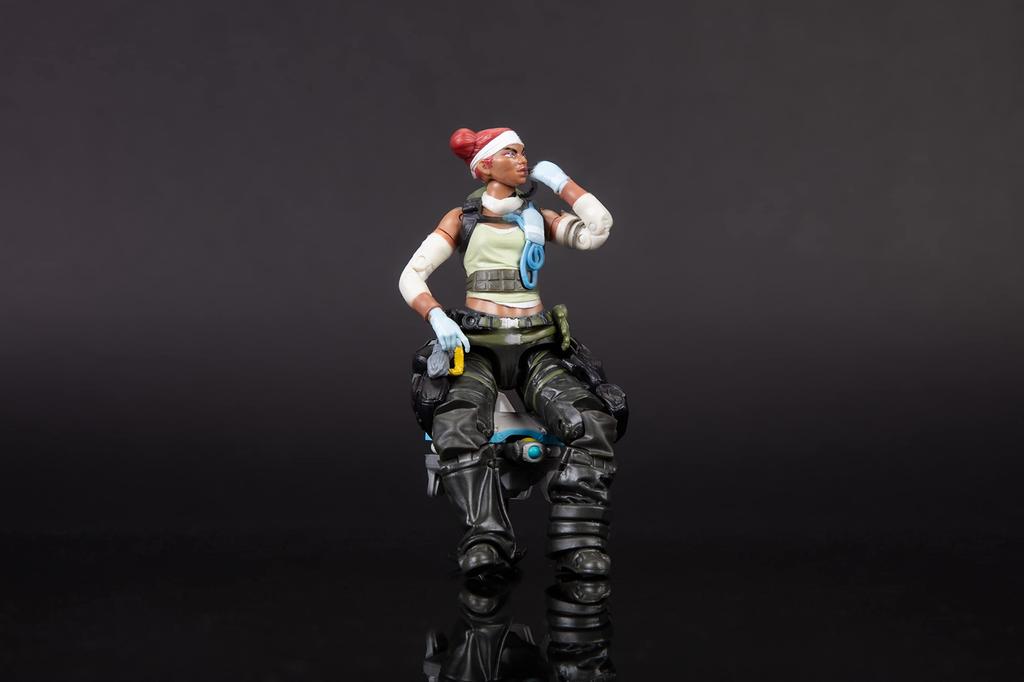 Licensed Apex Legends Figure Lifeline Movable Figure [Officially Product] 6-inch Pre-painted