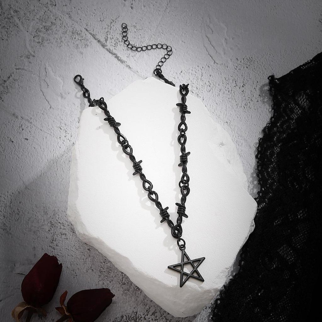 Five-Pointed Star Clavicle Necklace - Subculture Style, Sweet and Cool