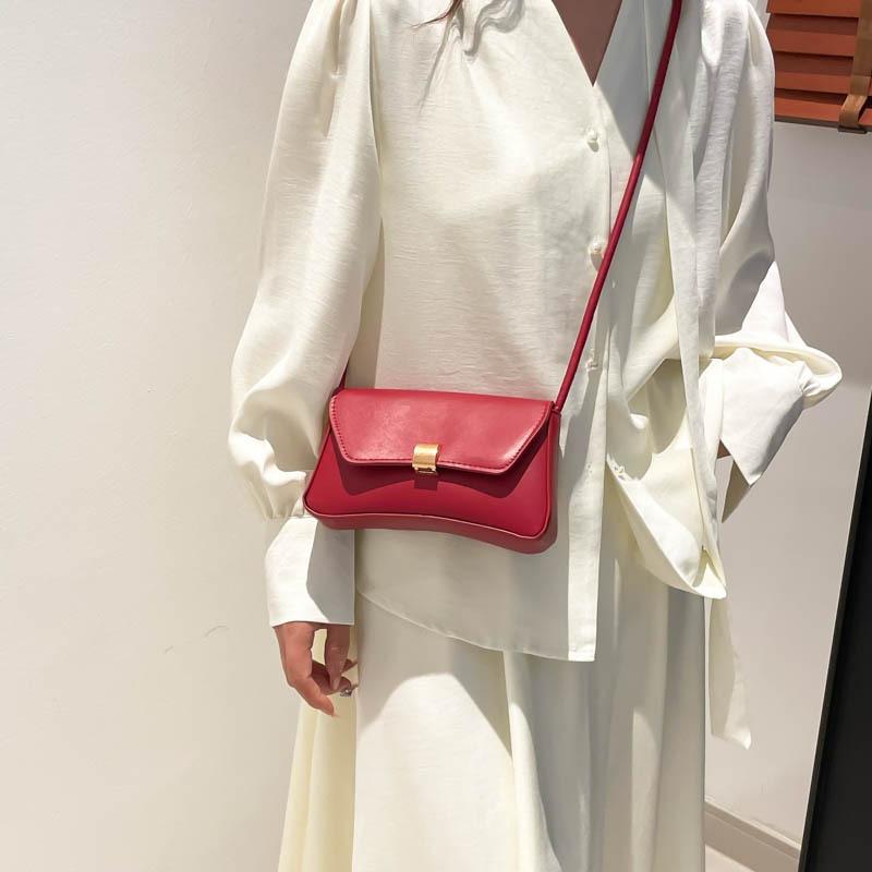 Urban Commuting Temperament Versatile Women's Handbag Spring New Product Simple Solid Color Premium Shoulder Messenger Bag